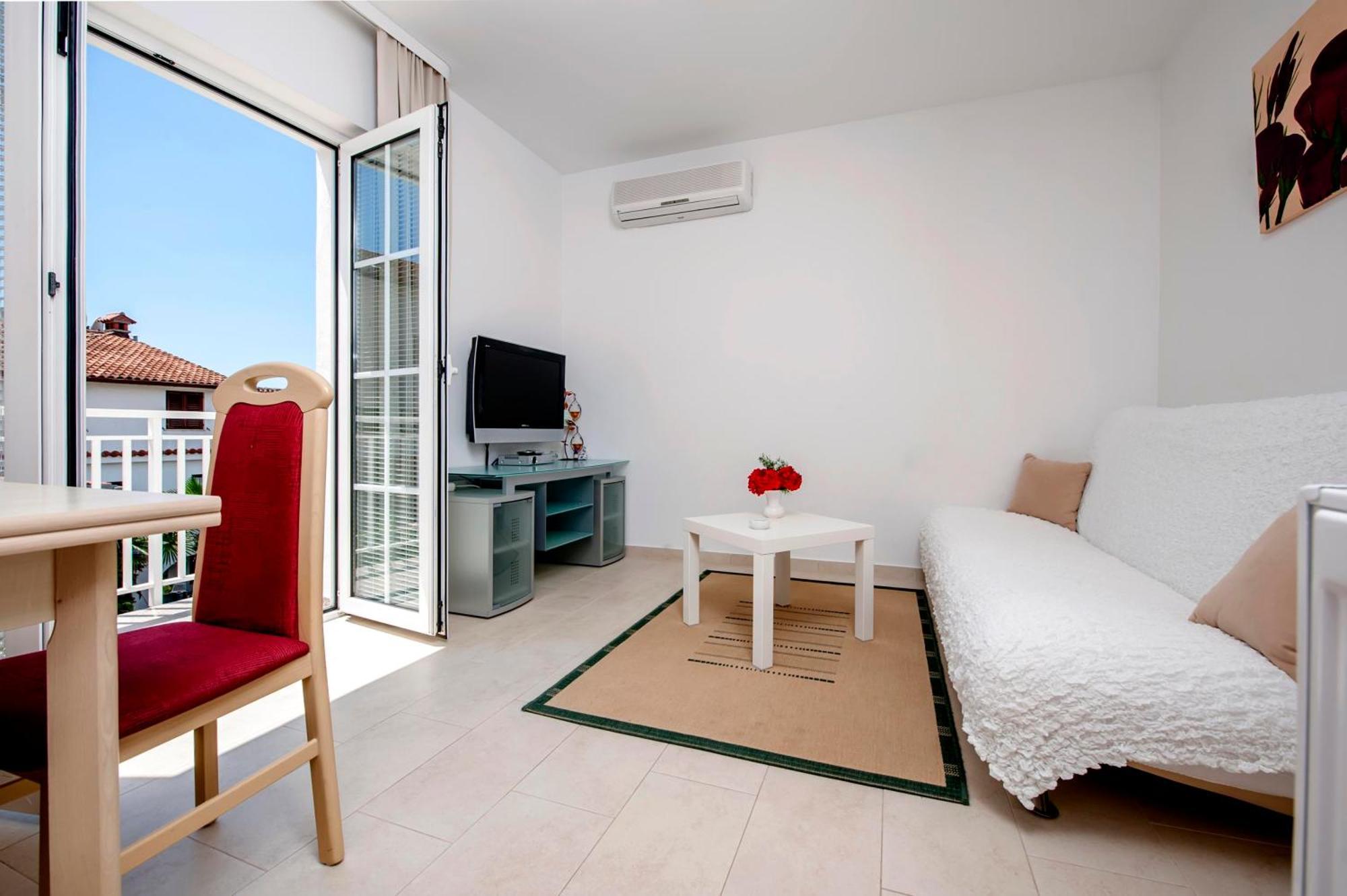 Marko Apartmani 로비니 외부 사진