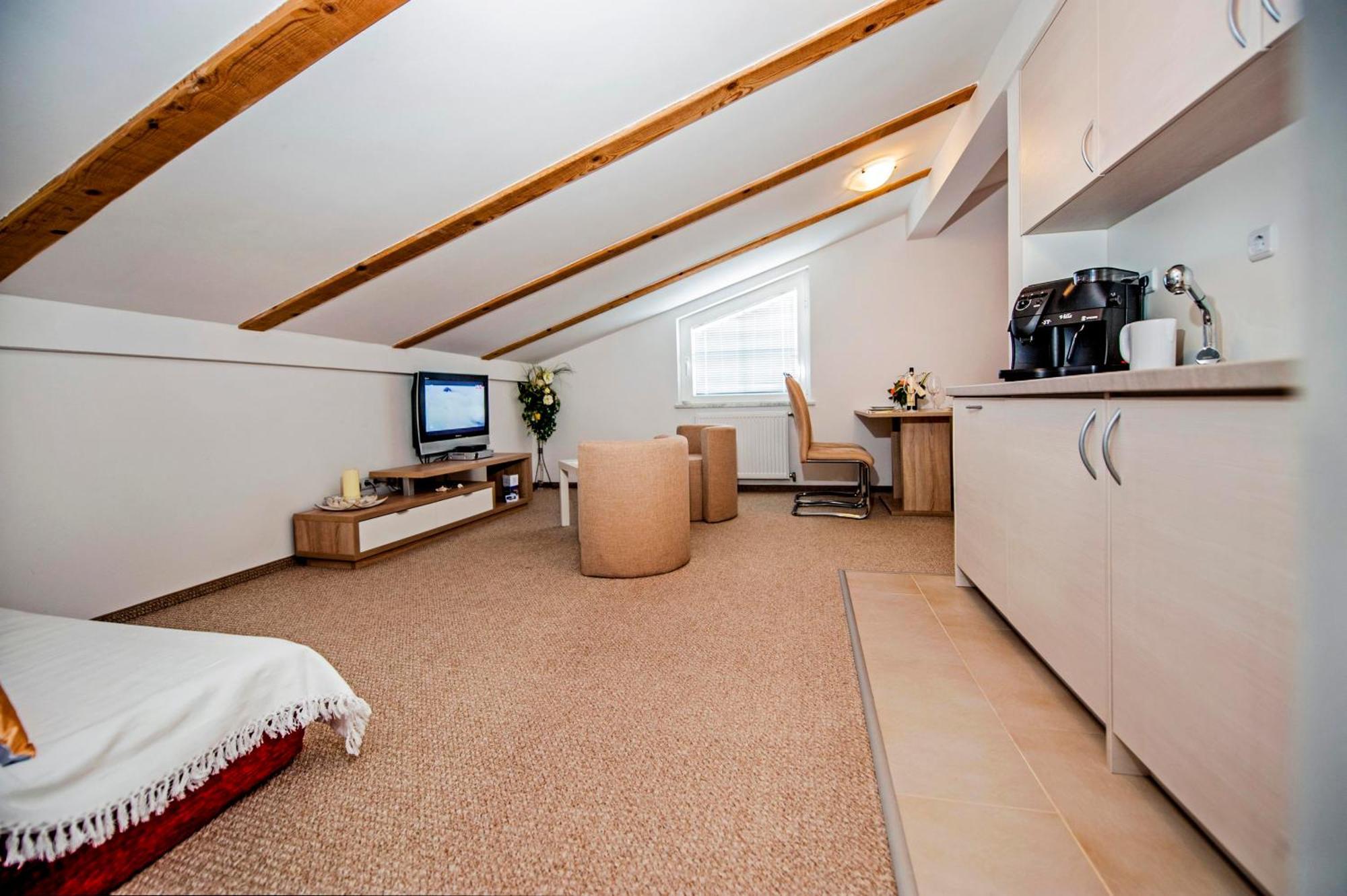 Marko Apartmani 로비니 외부 사진