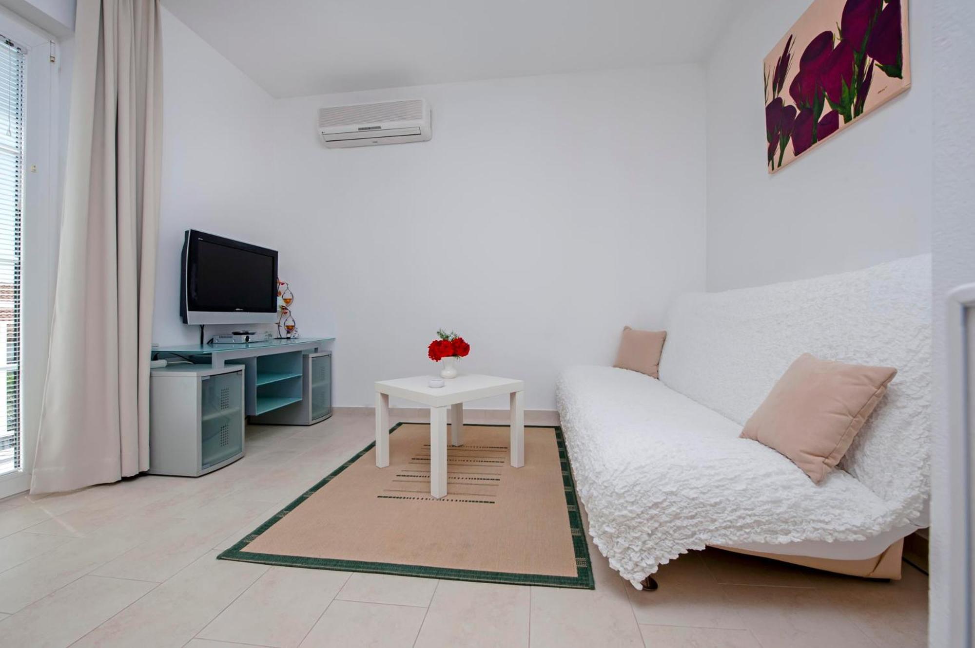 Marko Apartmani 로비니 객실 사진